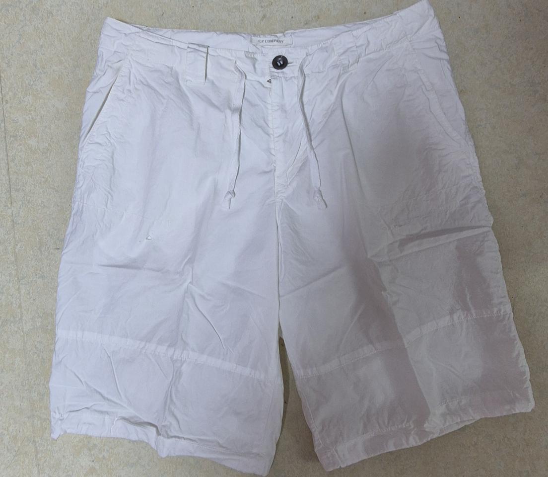 정품)CP 컴퍼니 반바지 32~33사이즈판매