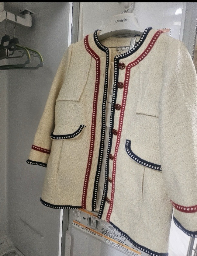 새제품 샤넬코트