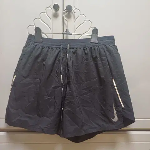 나이키 러닝 숏팬츠 반바지 사이즈 L
