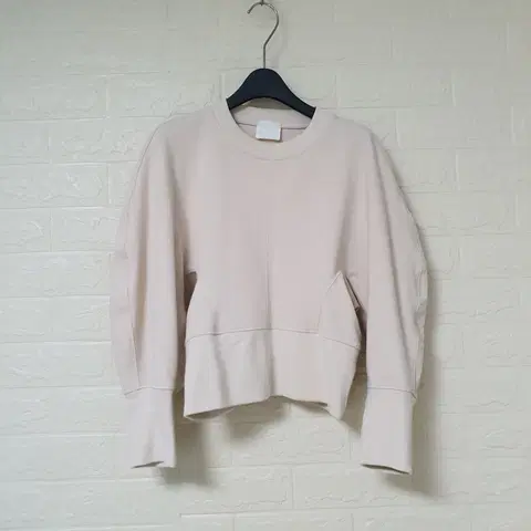 몽또또 MONTTOTTO 크롭 벌룬 맨투맨 사이즈 S