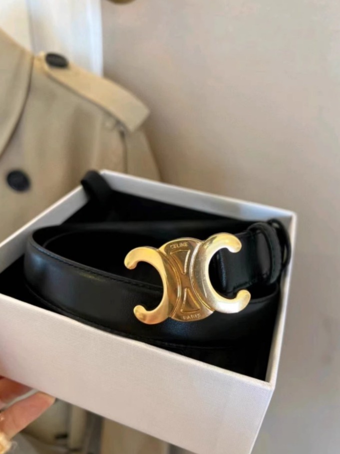 정품 셀린느 트리옹프 벨트 새제품