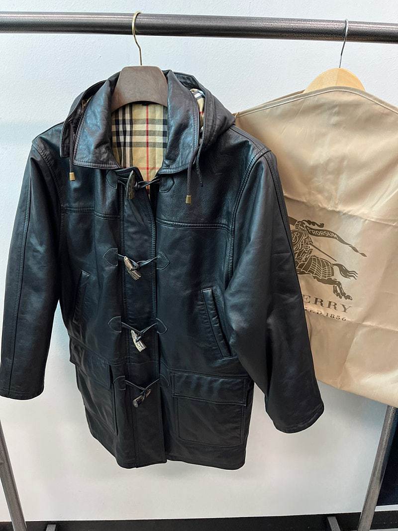 여) 버버리 레더 더플코트