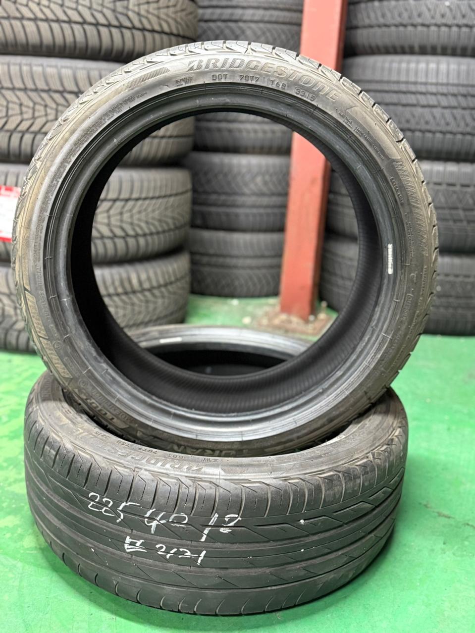 2254018 225 40 18 브리지스톤 투란자 중고타이어2본 판매