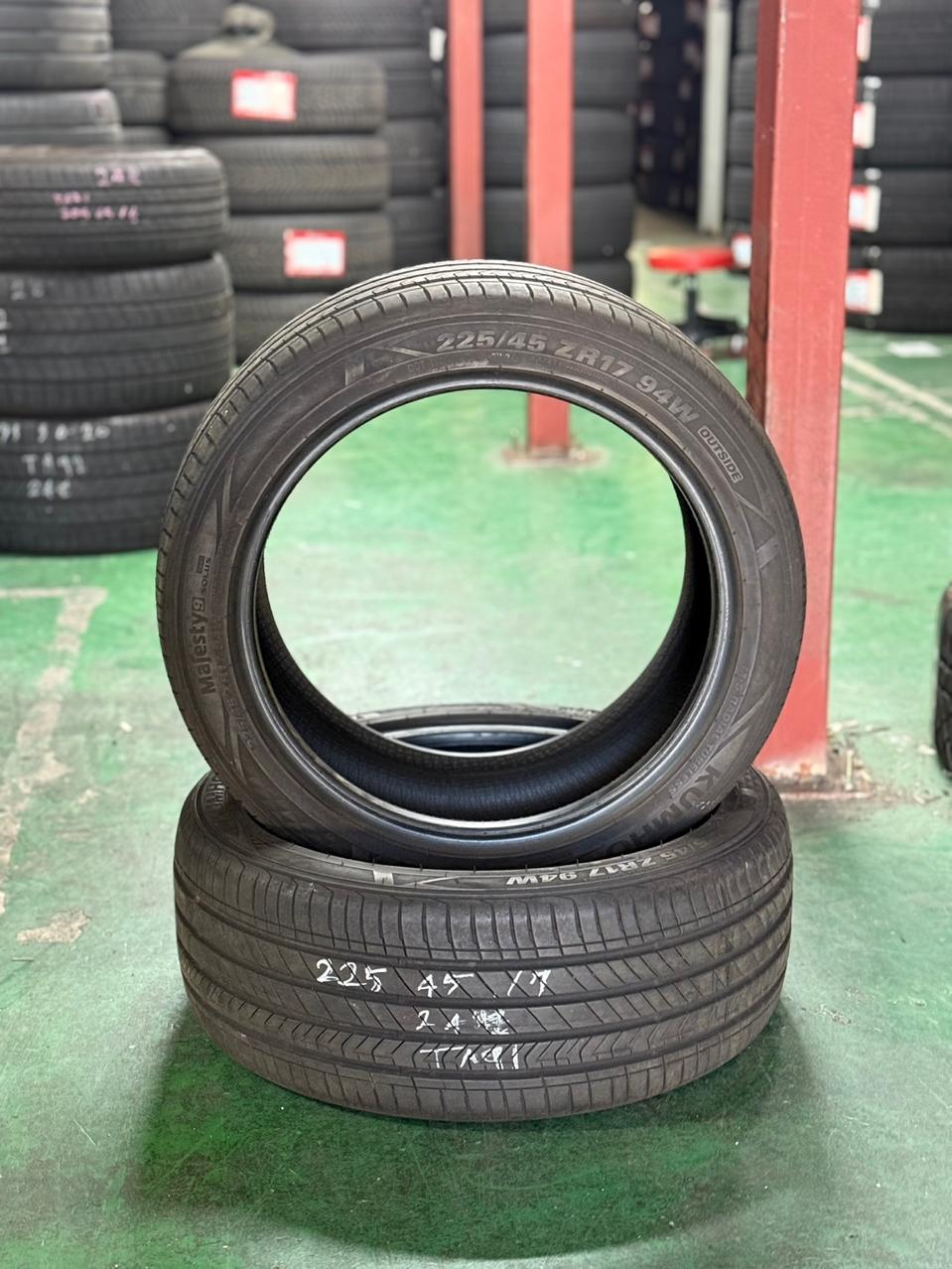 2254517 225 45 17금호타이어 마제스티9 ta91 2본 중고