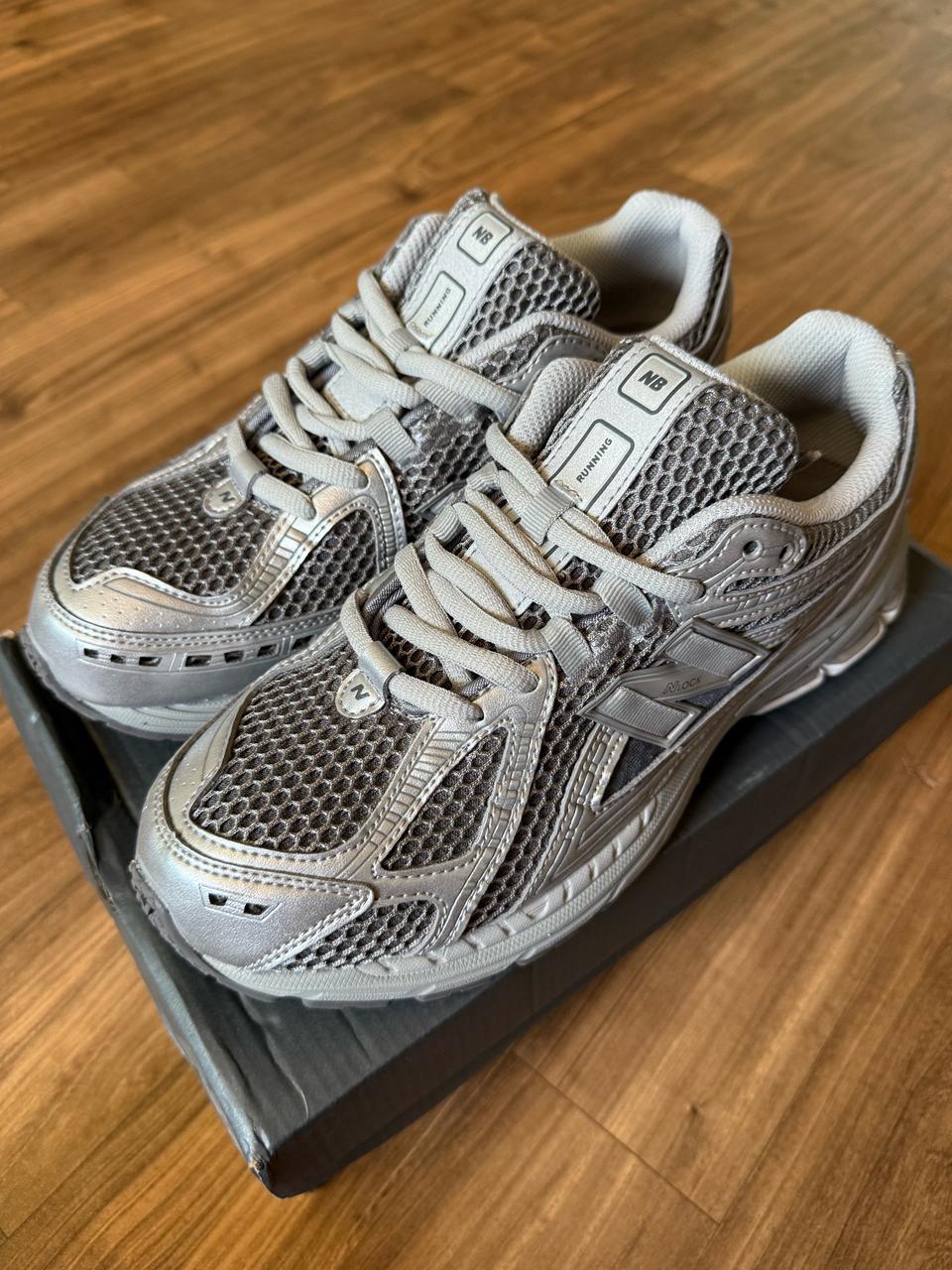 뉴발란스 운동화