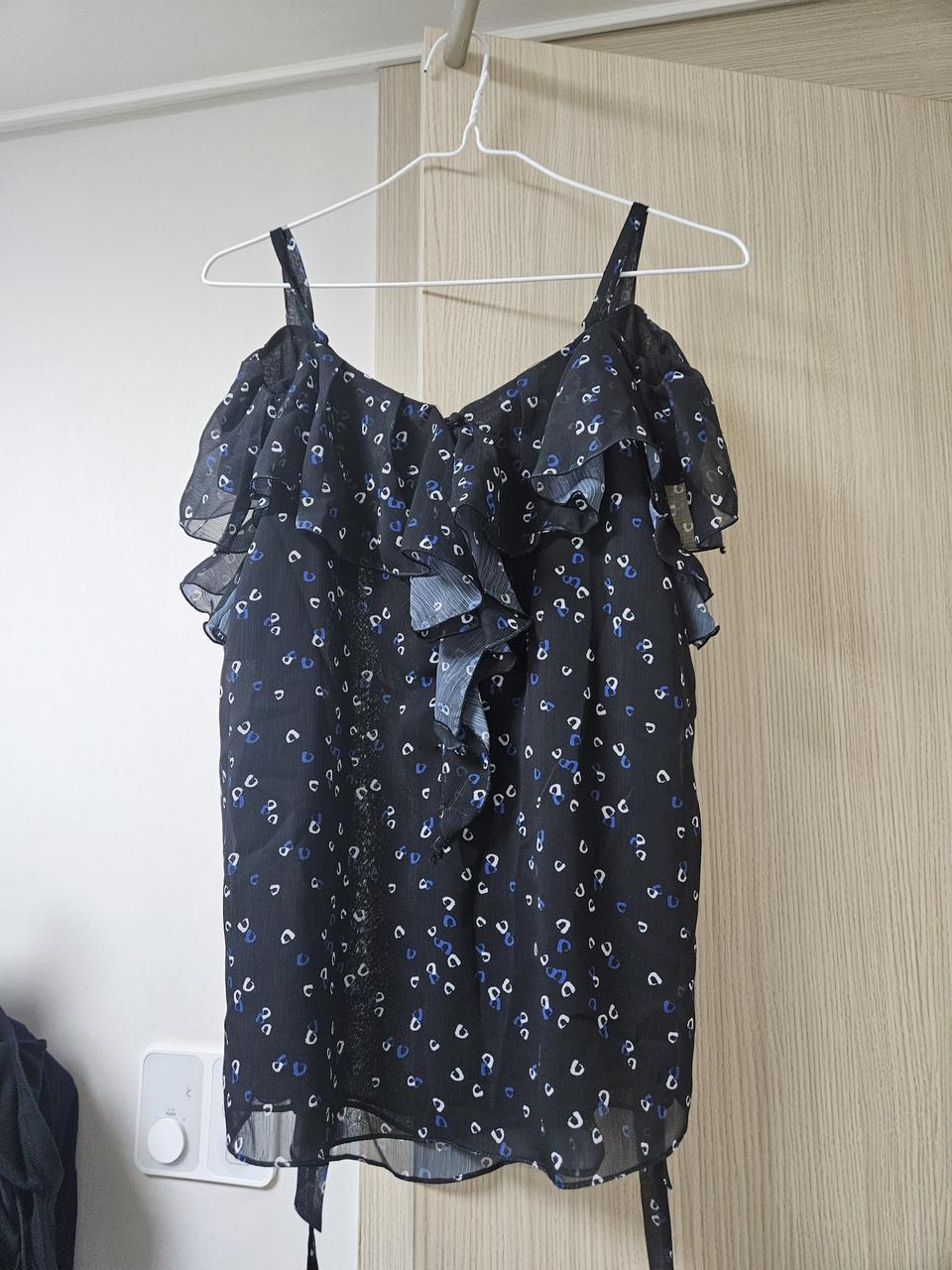 55) 나이스클랍 블라우스 새상품