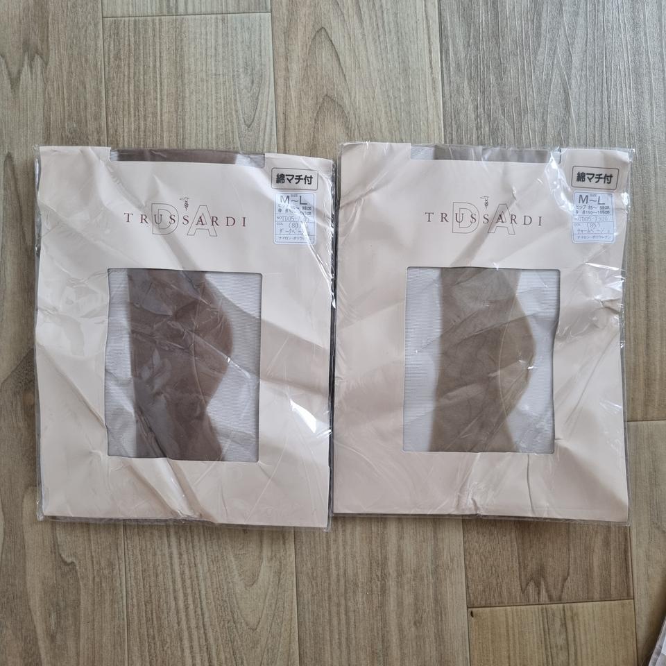 일본수입 브랜드 트루사르디 팬티스타킹 2장일괄
