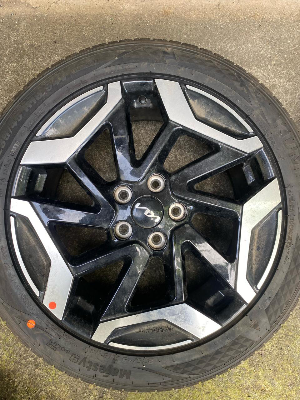 셀토스 페리 18인치휠타이어 4개