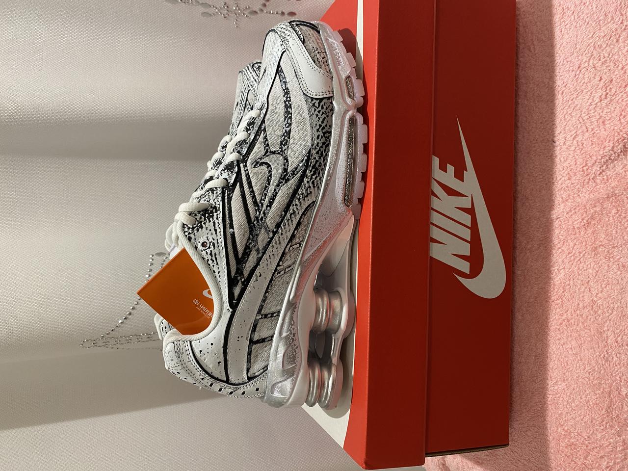 나이키 샥스 라이드 2 런닝화 운동화 메탈릭 플래티넘 260