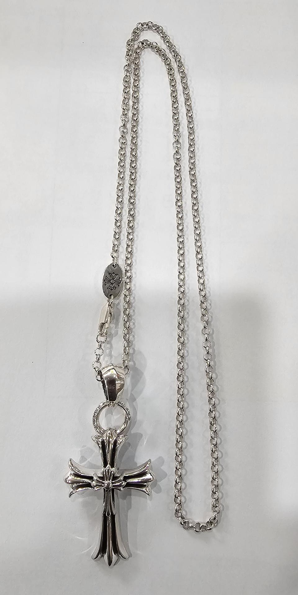 크롬하츠 크로스(십자가) 펜던트 목걸이