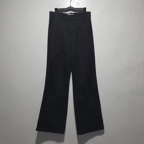 정품 여성 29인치) 막스마라 프리미엄 부츠컷 데님 팬츠 흑청 42