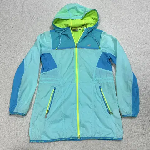 뉴발란스 바람막이 자켓 여성 90