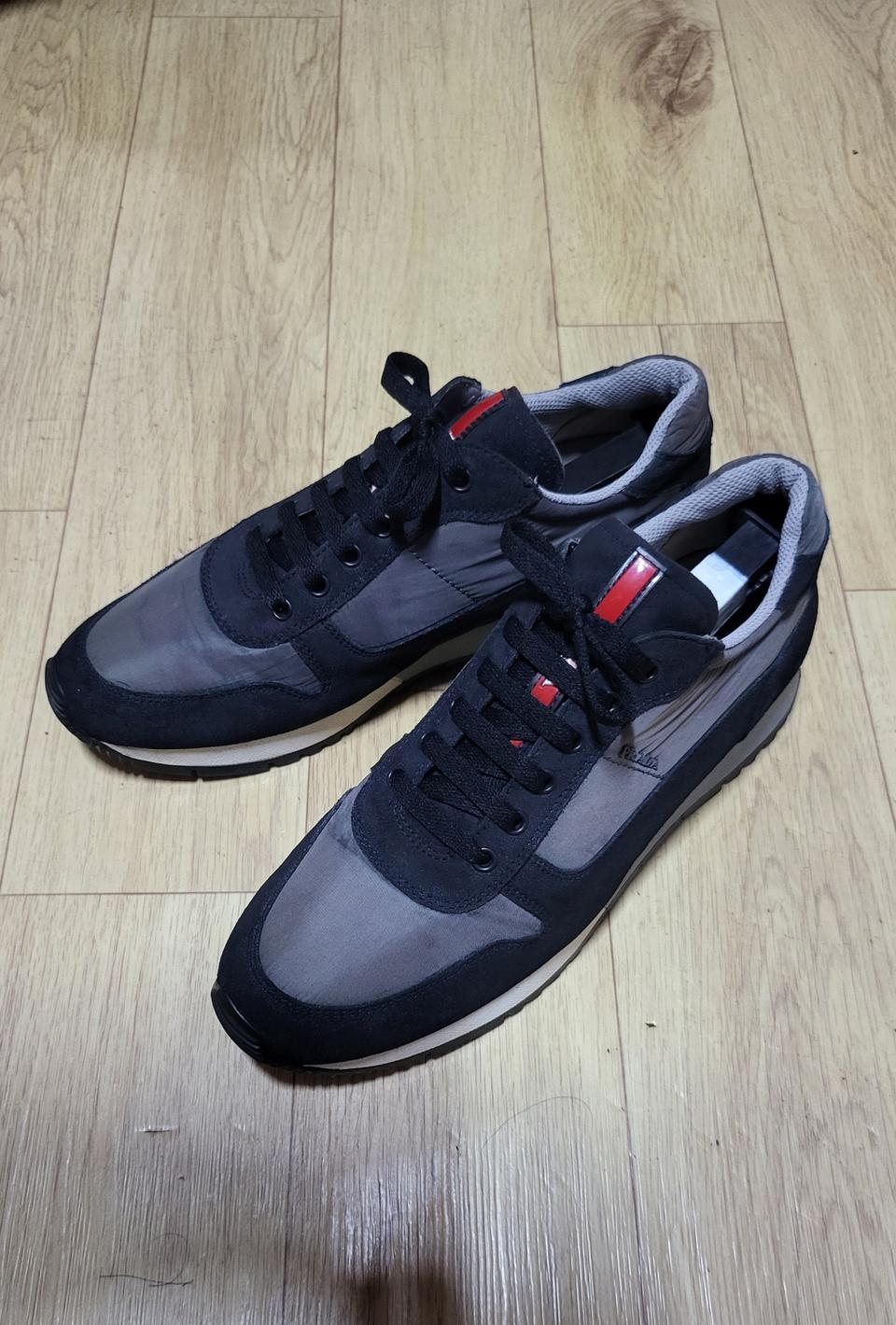 245)프라다 스니커즈 3E5939, 사이즈는 38입니다 245~250