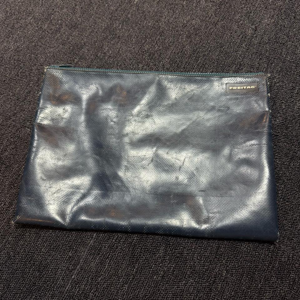 프라이탁 클러치 백