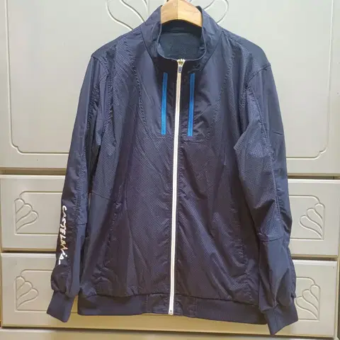 까스텔바작 매쉬집업 네이비 바람막이 사이즈 105