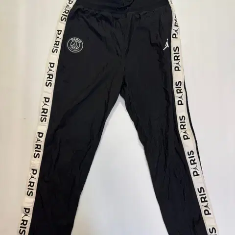 나이키 조던 트레이닝 팬츠(M사이즈)