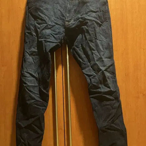 로로피아나 셀비지진