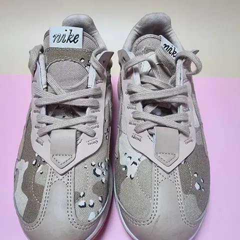 에어맥스 프리데이 230