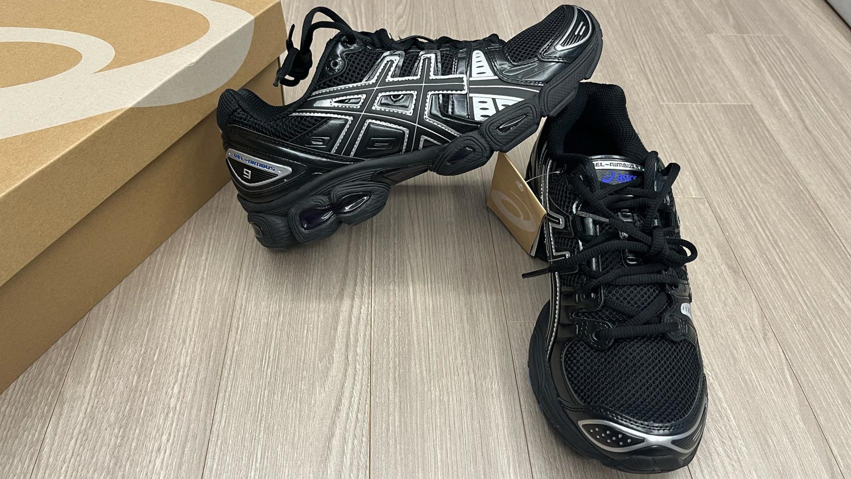 아식스 젤님버스9 검은 265새제품