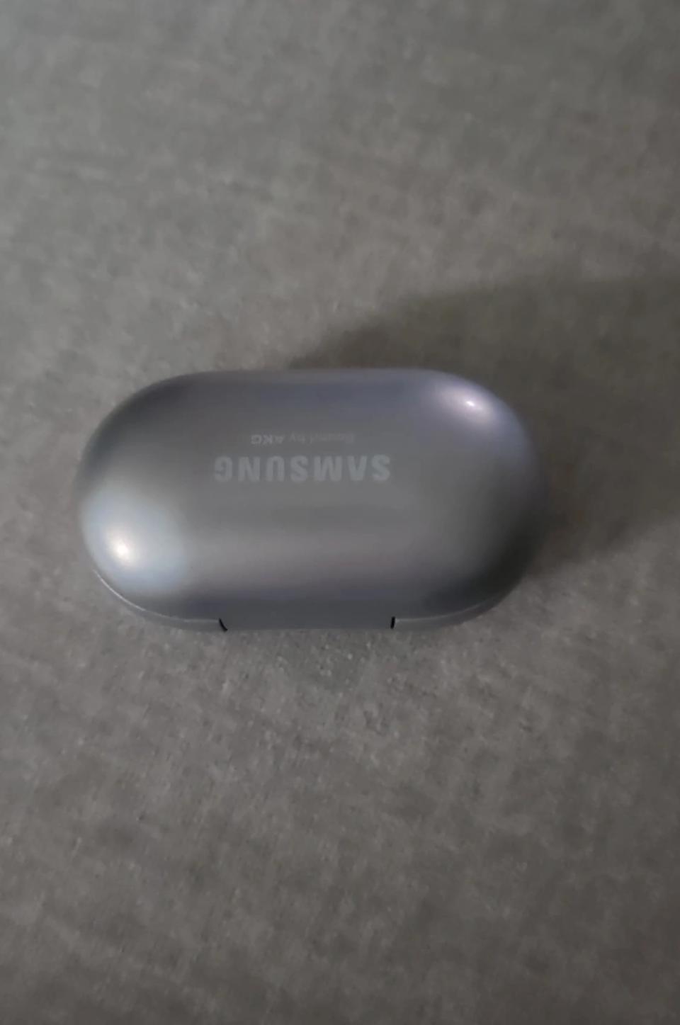 갤럭시버즈1 실버