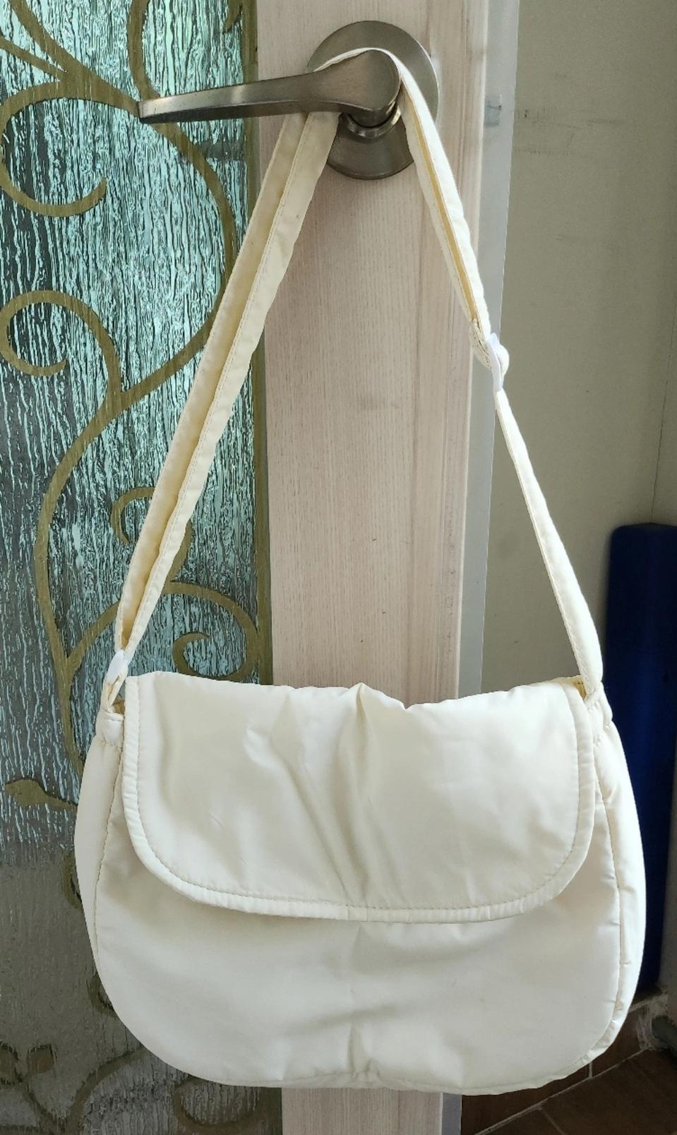 숄더백 아이보리