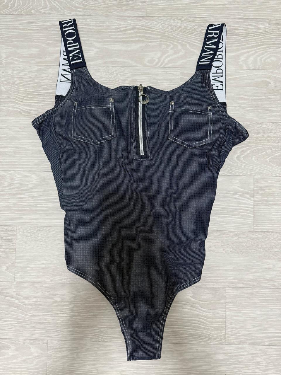 엠포리오알마니 수영복