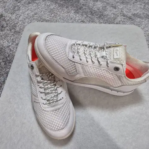 오니츠카타이거 얼티메이트 81 MP 290mm