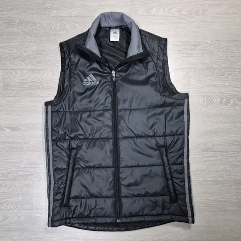 아디다스 경량 패딩조끼 95