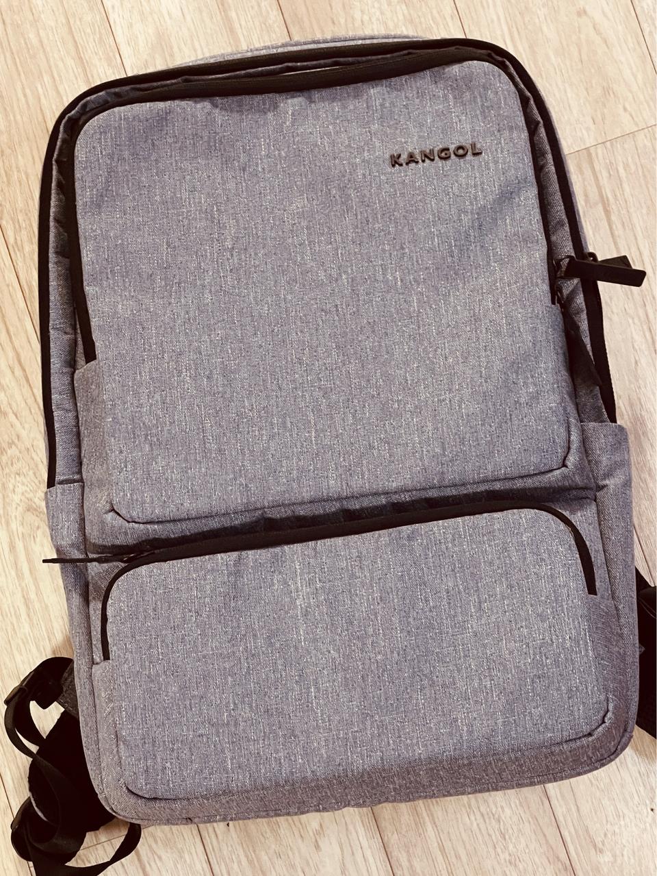 캉골 가방 판매합니다.