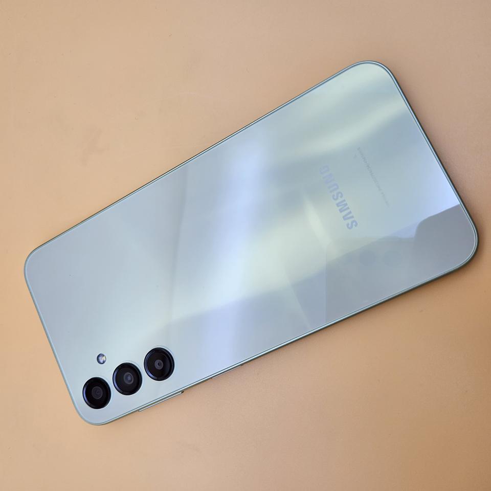 [리퍼급]갤럭시A24 최상급컨디션 128G 그린 공기계 중고폰