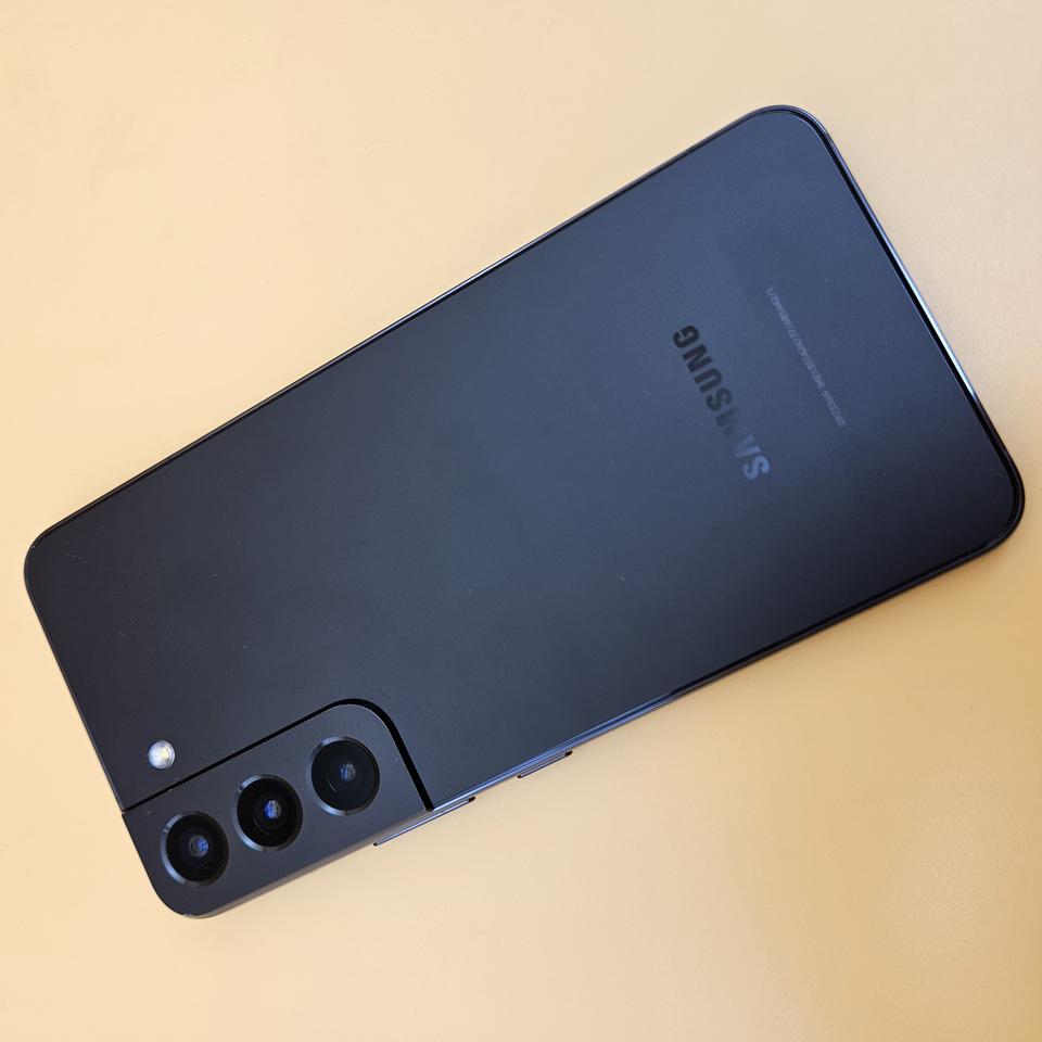 [리퍼급]갤럭시S22 최상급컨디션 256G 블랙 공기계 중고폰