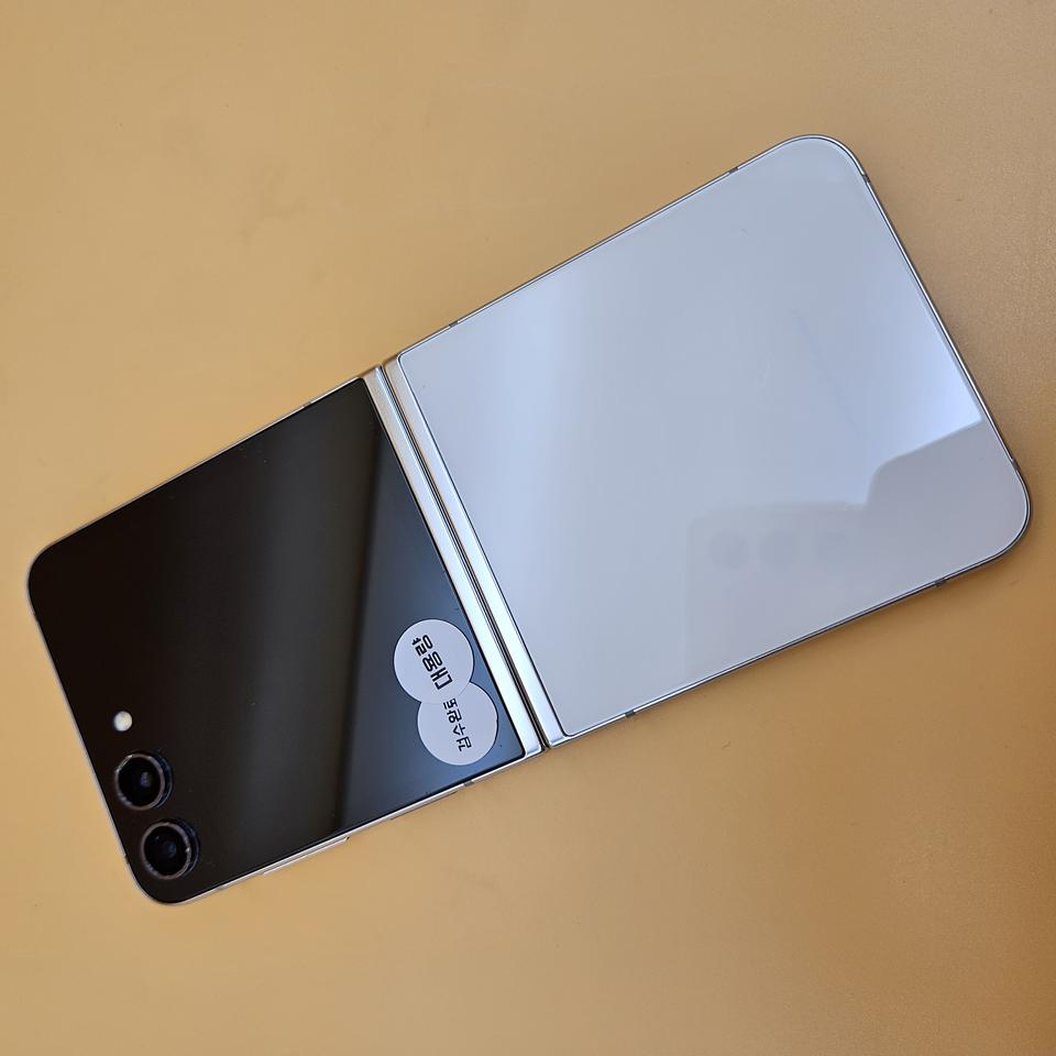 [리퍼급]갤럭시플립5 최상급컨디션 512G 화이트 공기계 중고폰