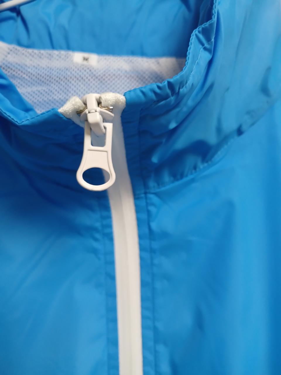 슈프림정품바람막이