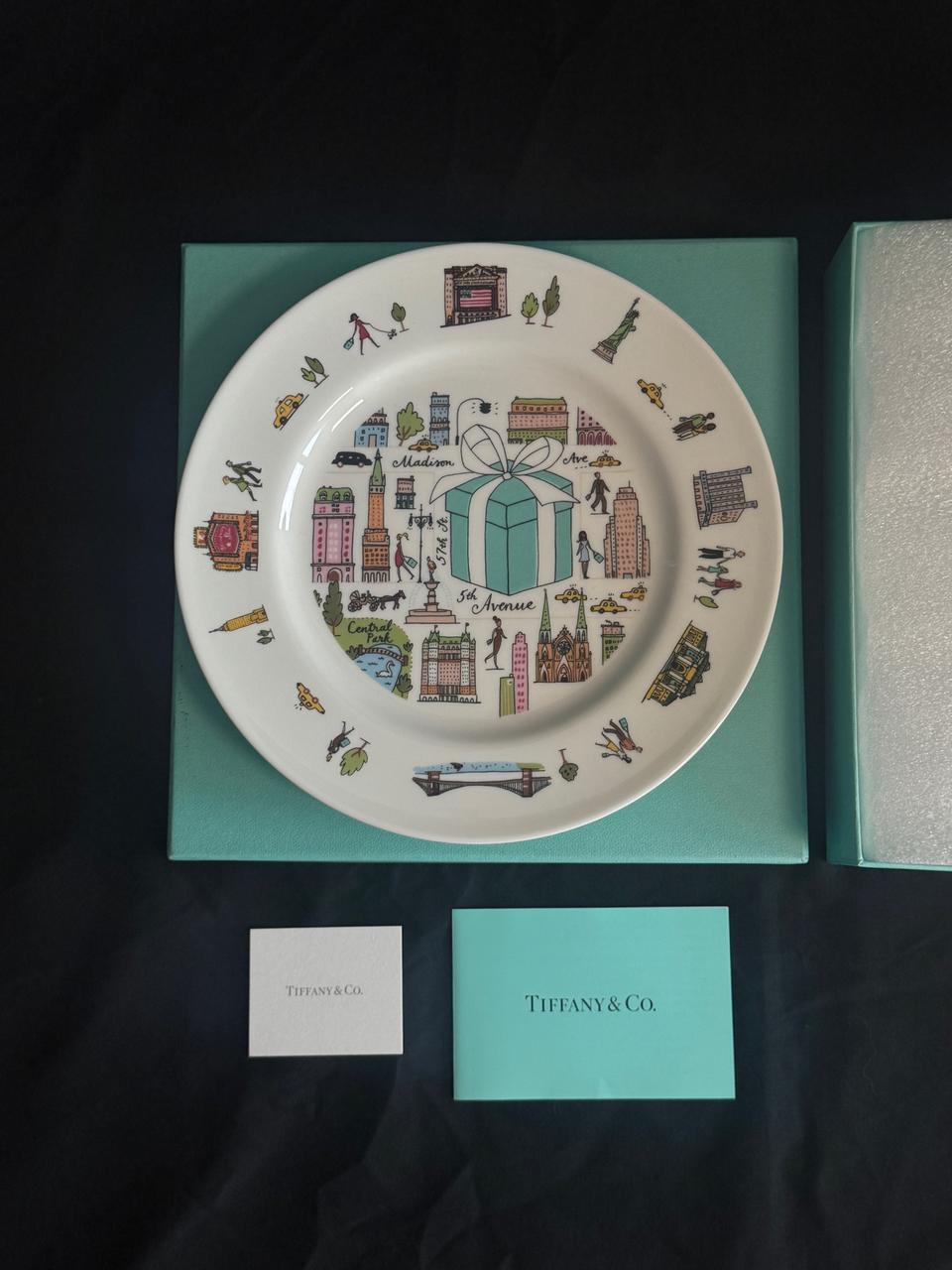 티파니 앤드 코 5번가 일러스트 한정판 플레이트