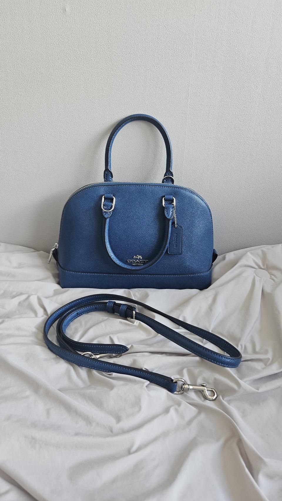 코치 시에라 미니 사첼백