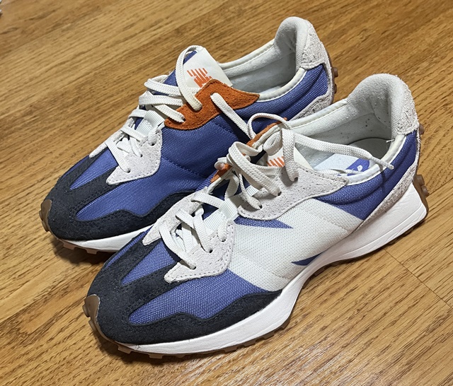 새상품급 뉴발란스 327 마그네틱 블루 265