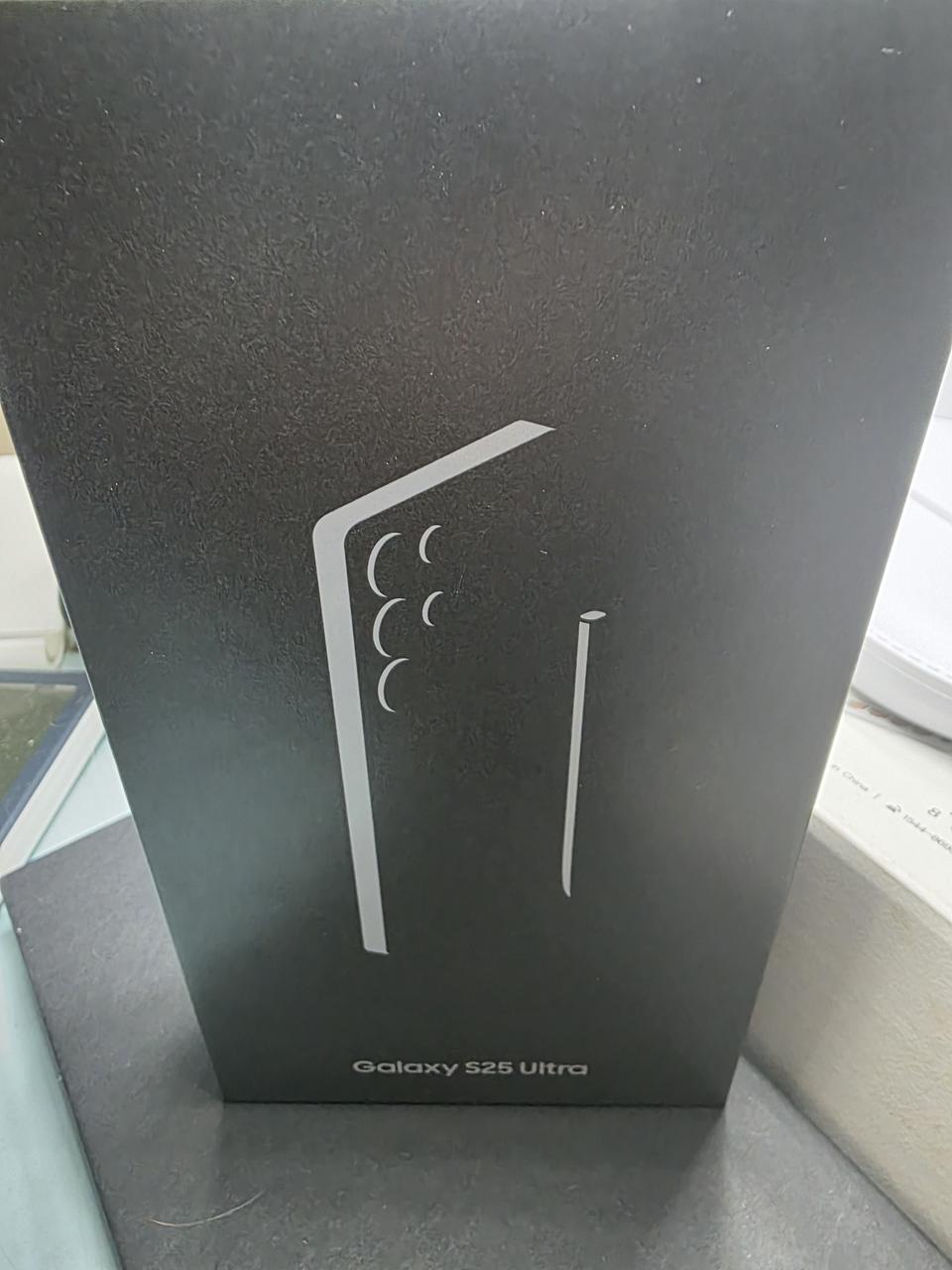 [새상품급] 갤럭시S25 울트라 자급제 1TB 팝니다.