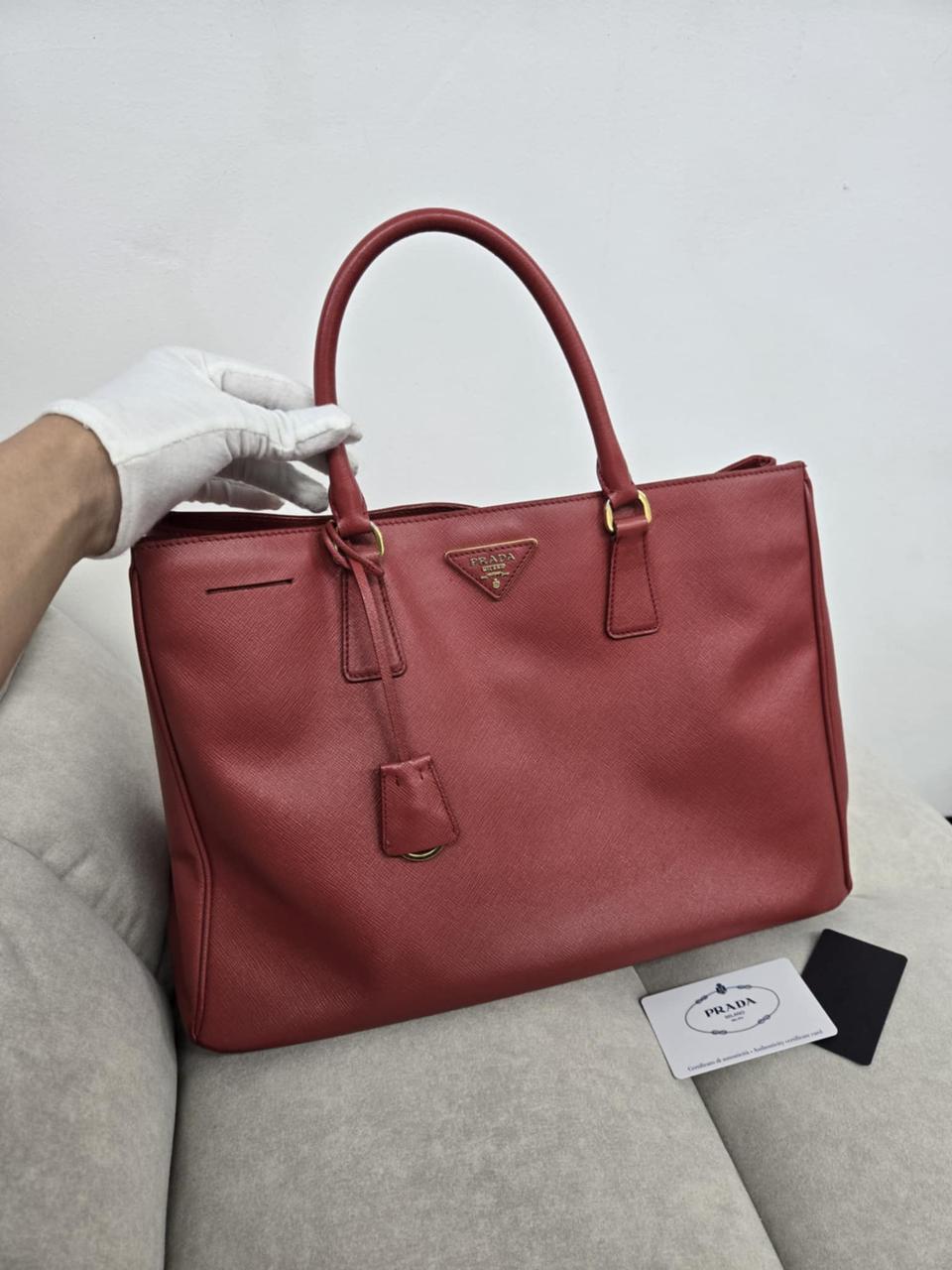 [상태A급 정품]프라다 사피아노 토트백