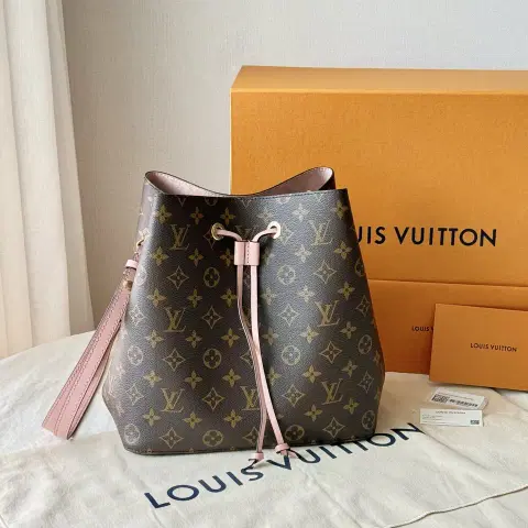 루이비통 네오 노에 MM 로즈파우더