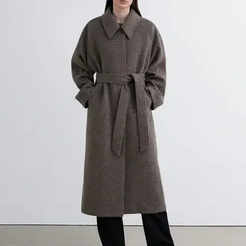 인사일런스 우먼 래글런 알파카 로브 오버핏 롱코트 DUST BROWN