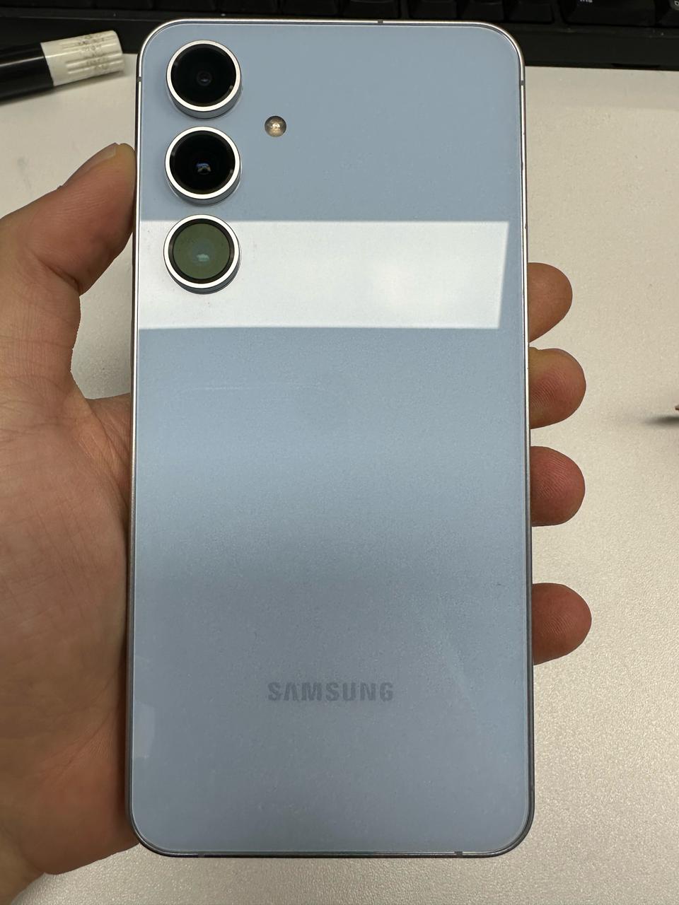 갤럭시S24FE 256기가 블루