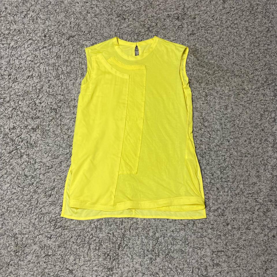 구호 민소매 블라우스