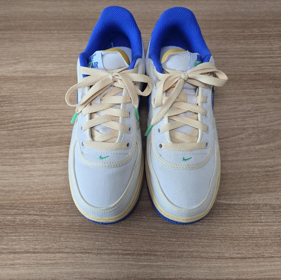 [정품] 나이키 운동화 / 230mm