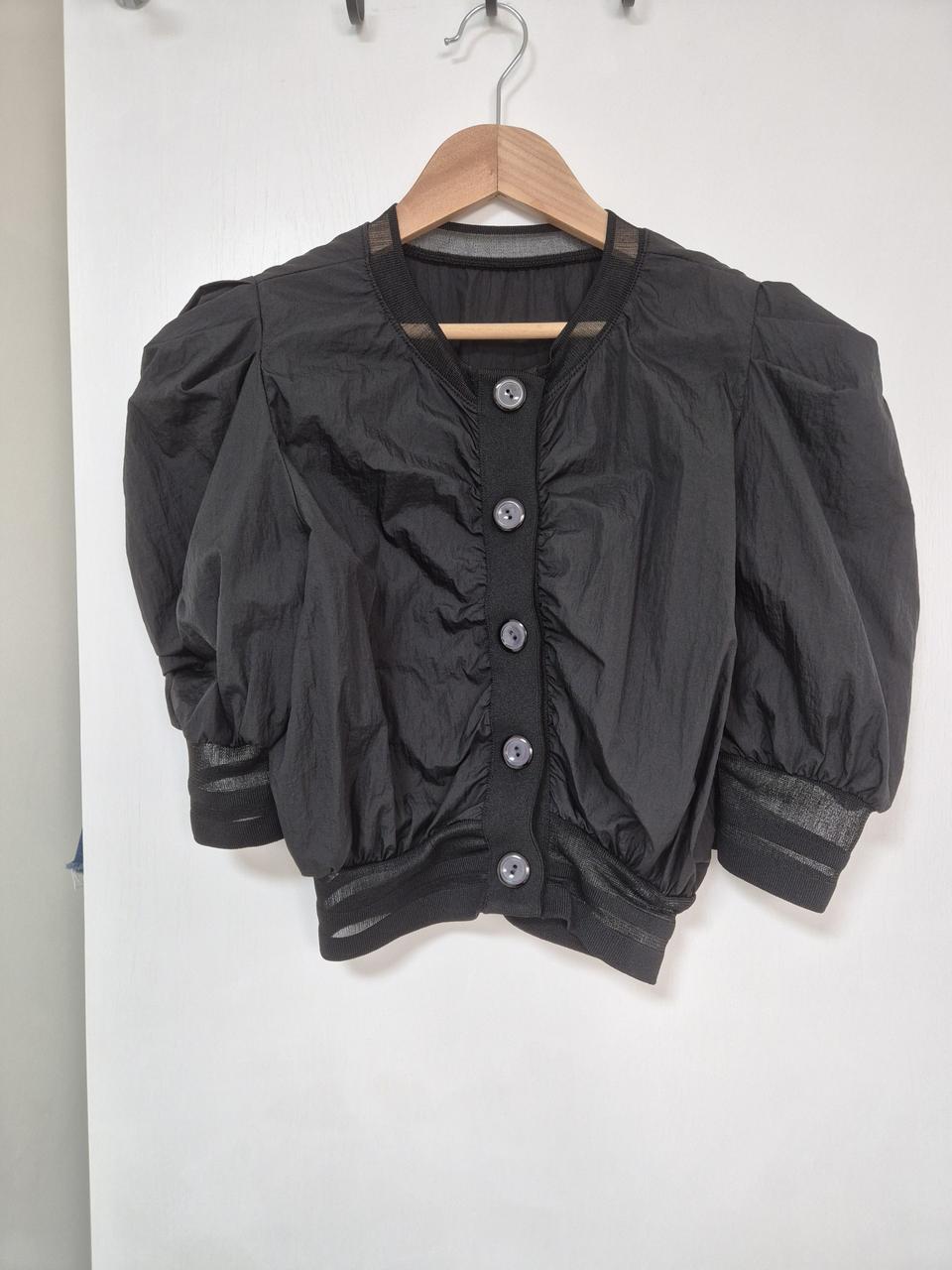 퍼프바스락크롭 블라우스