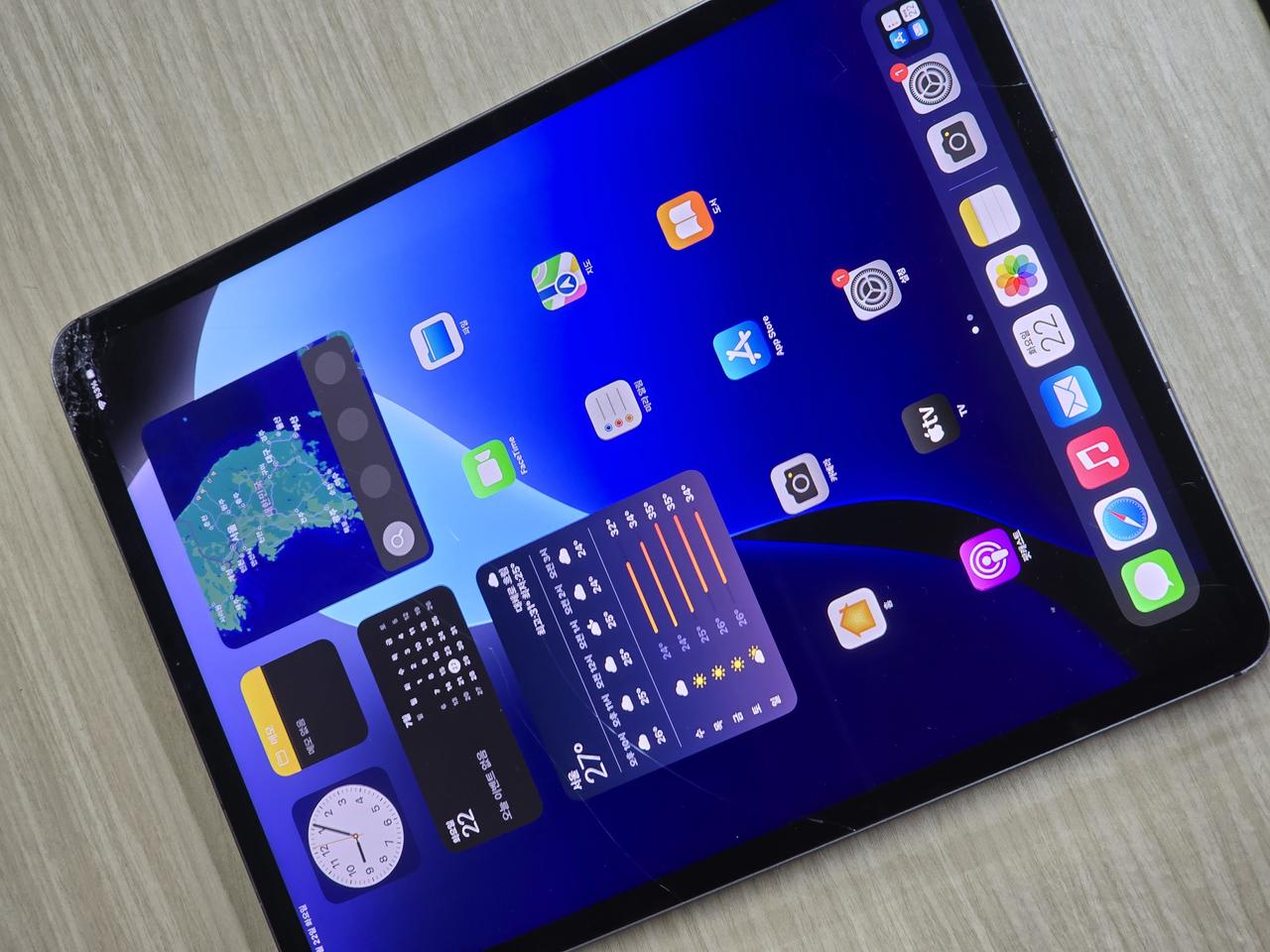 액정파손 아이패드 프로 12.9 5세대 셀룰러 256G MHR63KH/A