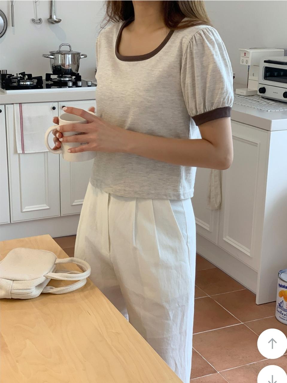 164 퍼프 오트밀&브라운 반팔 티셔츠