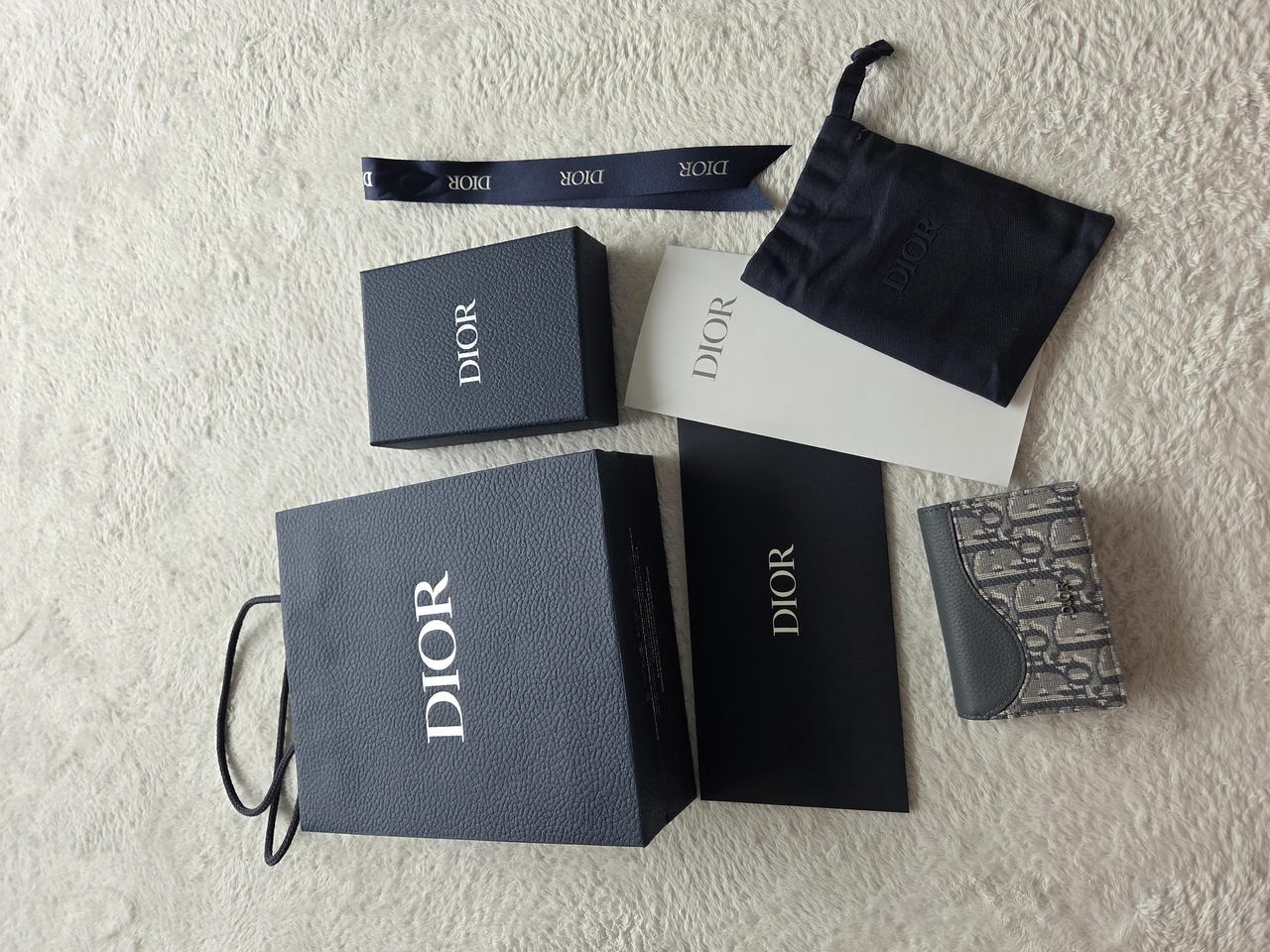 디올 Saddle 비즈니스 카드 지갑