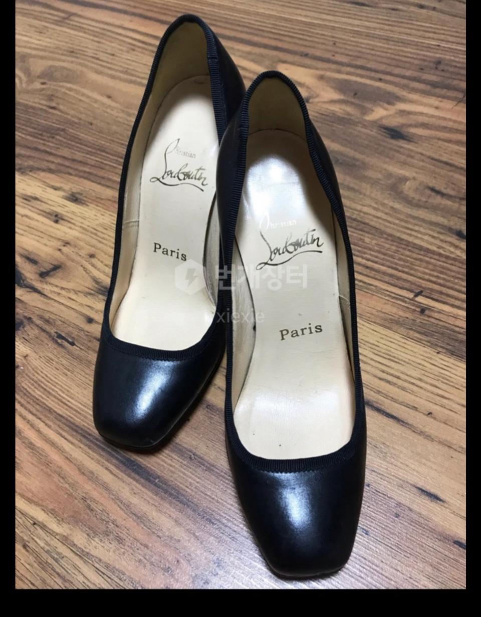 크리스찬루부탱 하이힐 (정품(득템하세요