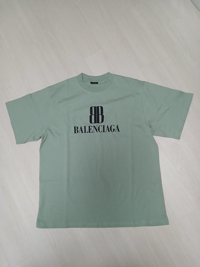 발렌시아가 반팔티