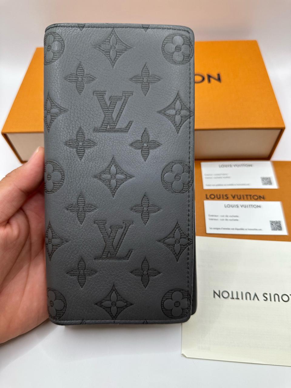 루이비통 모노그램 쉐도우 브라짜 장지갑